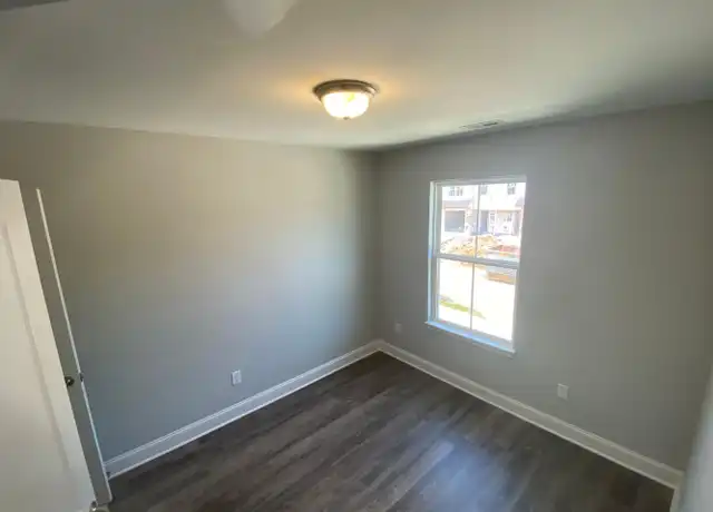 Property at 4817 Moon Lake Ln Unit SM9, Knoxville, TN, 37918, 3 beds, 2.5 baths, [object Object]
