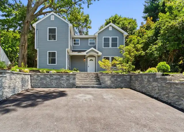 Property at 8 Elm Dr, East Northport, NY, 11731, 5 beds, 3 baths, [object Object]