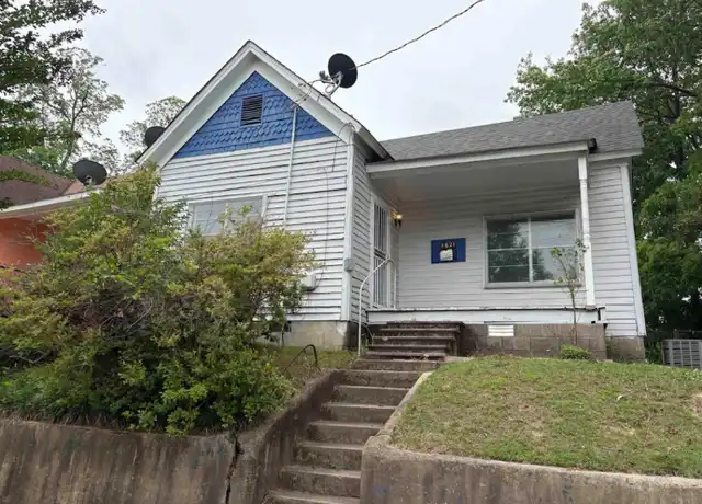 Property at 1621 Maple St, North Little Rock, AR, 72114, 1 bed, 1 bath, [object Object]