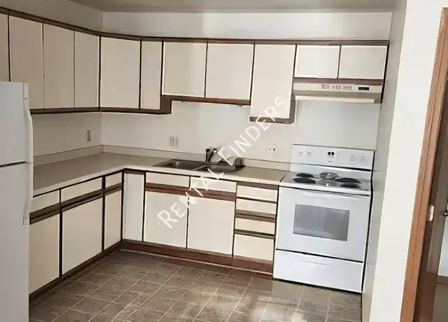Property at 1101 Connie Rd Unit 2, Baraboo, WI, 53913, 3 beds, 1 bath, [object Object]