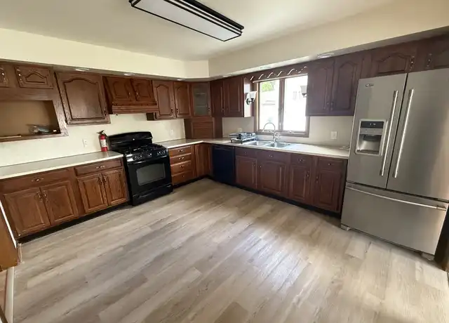 Property at 119 E 11th St Unit 1, Linden, NJ, 07036, 3 beds, 1 bath, [object Object]