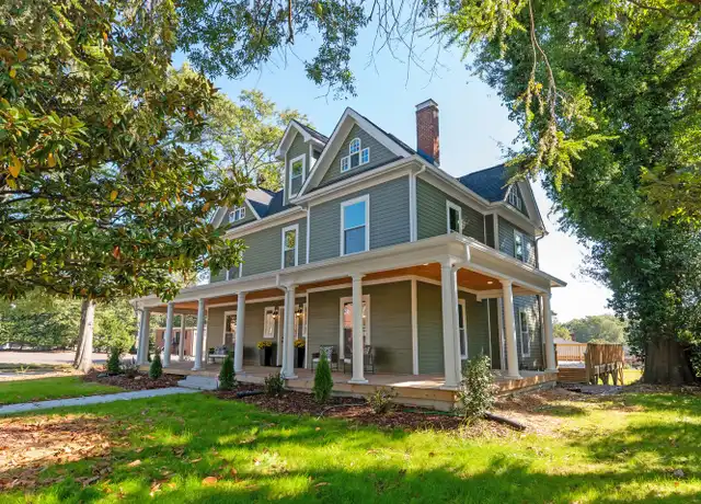 Property at 402 S Chester St, Gastonia, NC, 28052, 5 beds, 3.5 baths, [object Object]