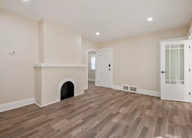 Property at 13410 Kelso Ave Unit B, Cleveland, OH, 44110, 2 beds, 1 bath, [object Object]