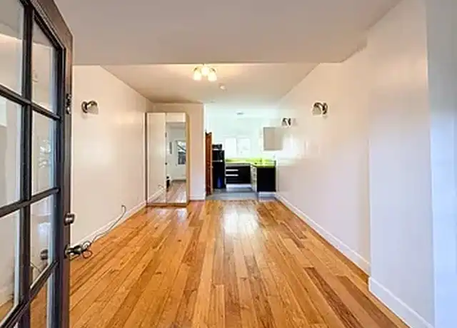 Property at 1116 Chelsea Ave Unit 3, Santa Monica, CA, 90403, 0 beds, 1 bath, [object Object]