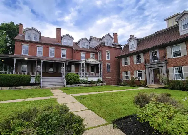 Property at 713 Central Ave #2, Dover, NH, 03820, 2 beds, 1 bath, [object Object]