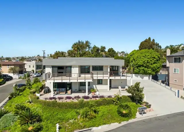 Property at 34101 Calle La Primavera Unit B, Dana Point, CA, 92629, 3 beds, 3.5 baths, [object Object]