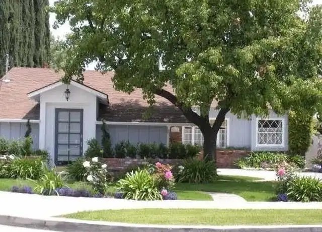 Property at 5124 Vesper Ave, Sherman Oaks, CA, 91403, 2 beds, 2 baths, [object Object]
