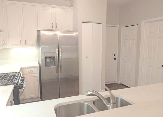 Photo of 261 Springbrook Trl S, Oswego, IL 60543