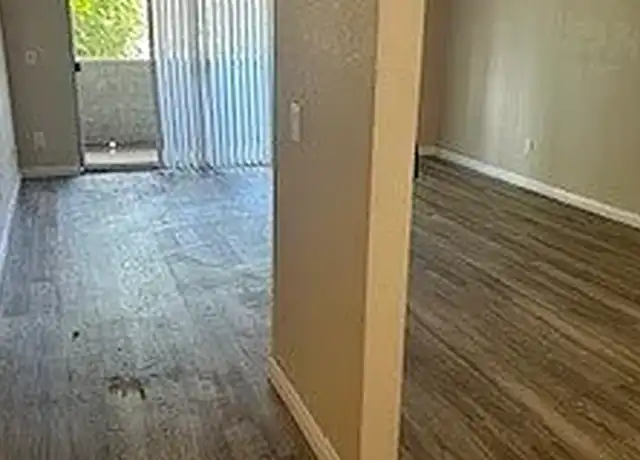 Property at Yorktown Apartments - 8082 Yorktown Ave, Huntington Beach, CA, 92646, 2 beds, 2 baths, [object Object]