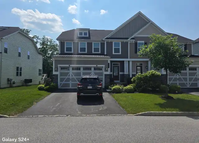 Property at 318 Quarry Point Rd, Malvern, PA, 19355, 4 beds, 2.5 baths, [object Object]