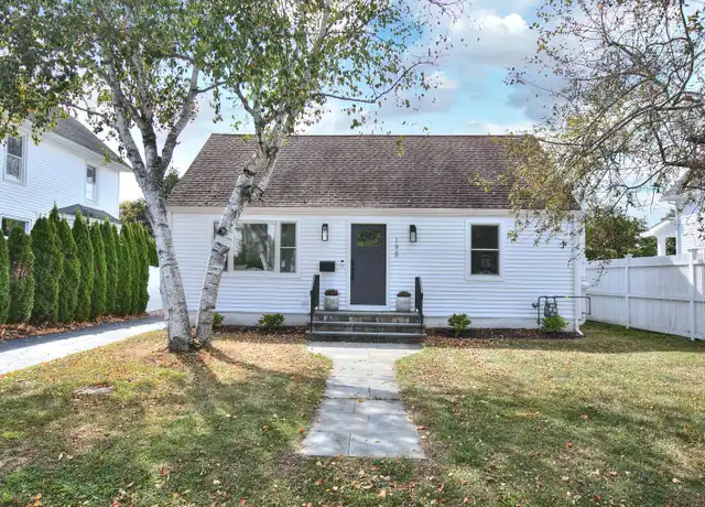 Property at 198 Blaine St, Fairfield, CT, 06824, 3 beds, 2 baths, [object Object]