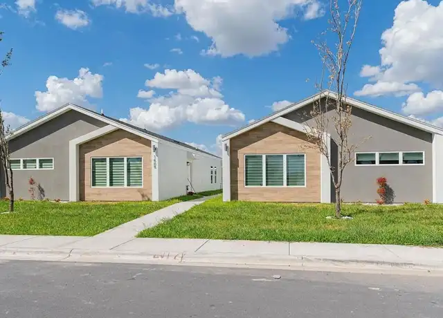 Property at 1405 E Hibiscus Ave Unit 3, McAllen, TX, 78501, 3 beds, 2 baths, [object Object]