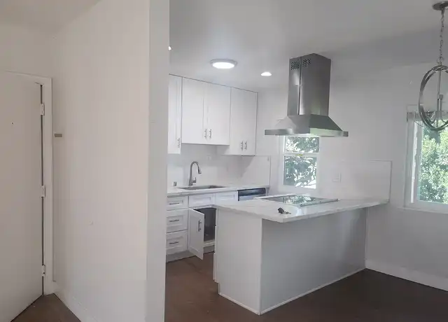 Property at Newport Harbor - 1801 E 15th St, Newport Beach, CA, 92663, 2 beds, 1 bath, [object Object]