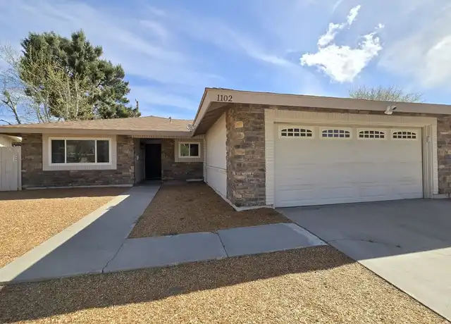 Property at 1102 E Avenue J5, Lancaster, CA, 93535, 5 beds, 2 baths, [object Object]