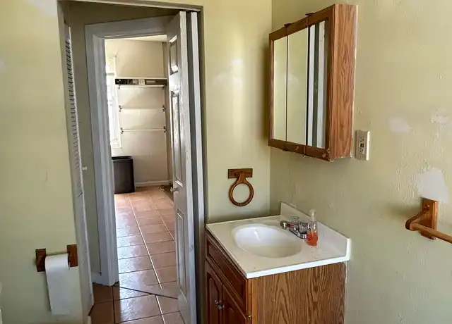 Property at 450 E Girard Ave Unit 3, Philadelphia, PA, 19125, 1 bed, 1 bath, [object Object]