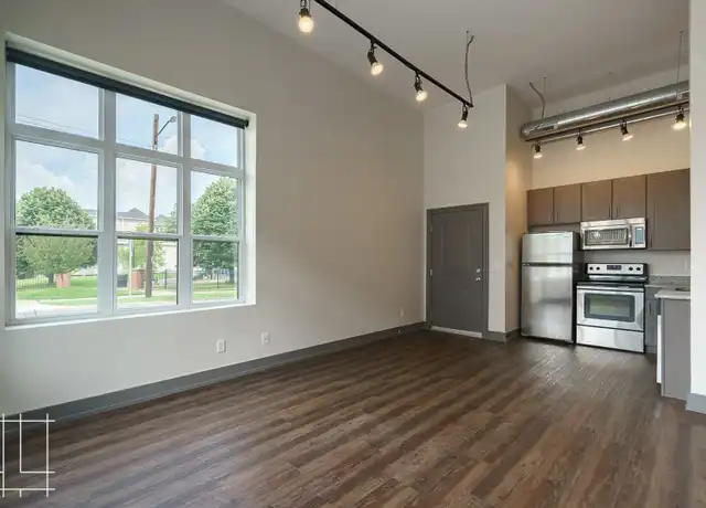 Property at 1448 Indianola Ave, Columbus, OH, 43201, 1 bed, 1 bath, [object Object]