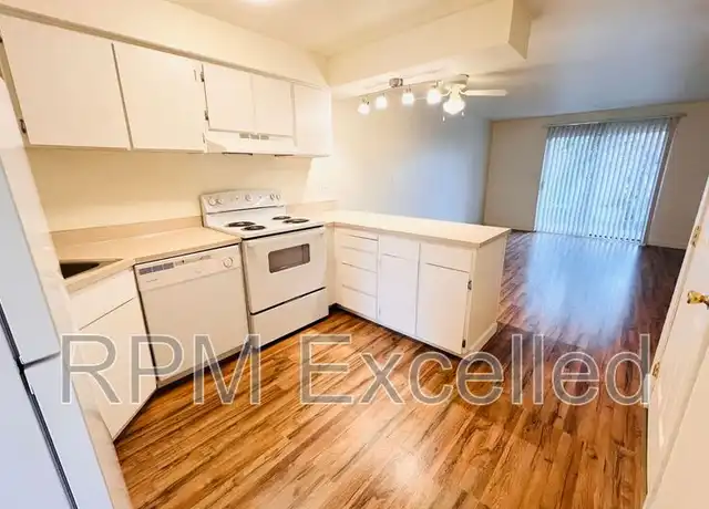 Property at 638 M St NE Unit 3, Auburn, WA, 98002, 2 beds, 1.5 baths, [object Object]