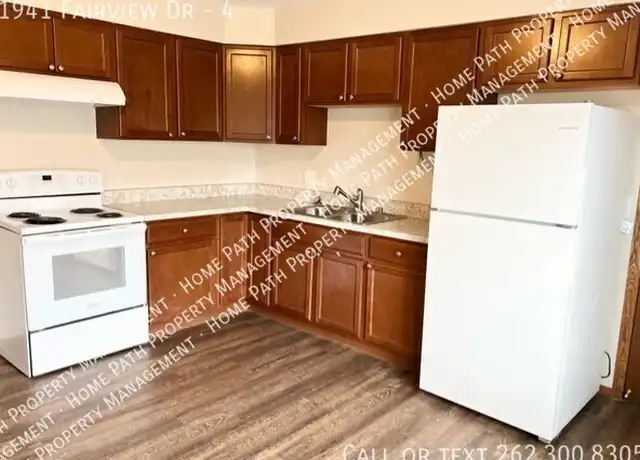 Property at 1941 Fairview Dr Unit 4, West Bend, WI, 53090, 2 beds, 1 bath, [object Object]