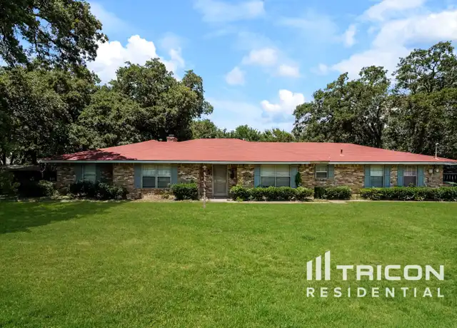 Property at 606 Meadow Grove Dr, Seagoville, TX, 75159, 3 beds, 2.5 baths, [object Object]