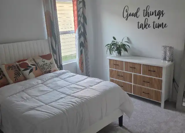 Property at 4643 SW 84th Street Rd, Ocala, FL, 34476, 1 bed, 1 bath, [object Object]