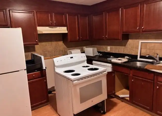 Property at 92 Devir St, Malden, MA, 02148, 2 beds, 1 bath, [object Object]
