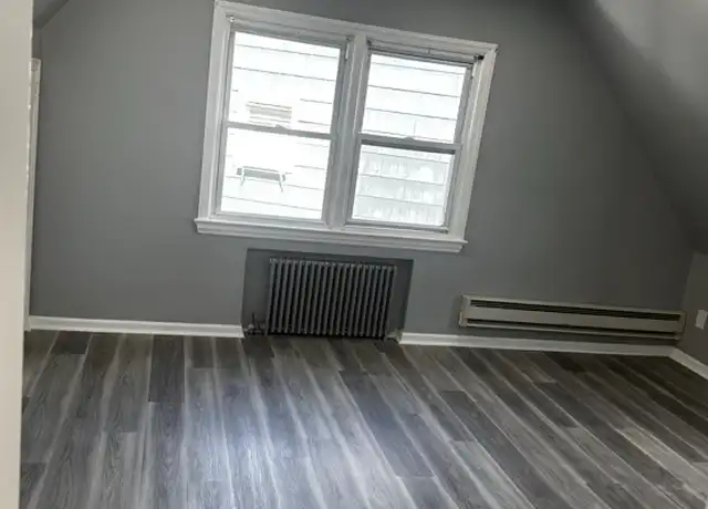 Property at 37 Aberdeen Ct Unit 2, Haledon, NJ, 07508, 1 bed, 1 bath, [object Object]