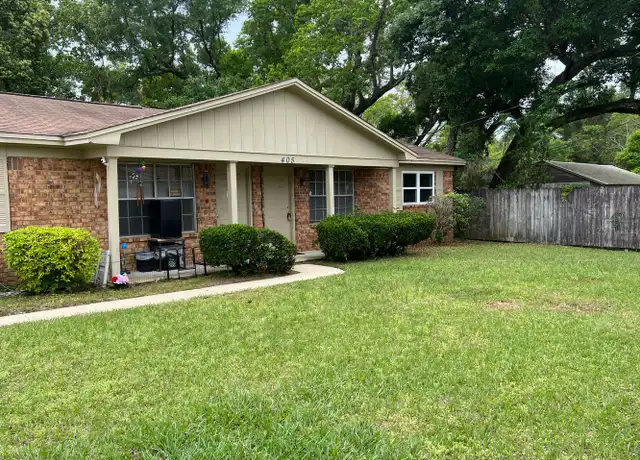 Property at 405 Schubert Dr Unit C, Pensacola, FL, 32504, 2 beds, 1 bath, [object Object]