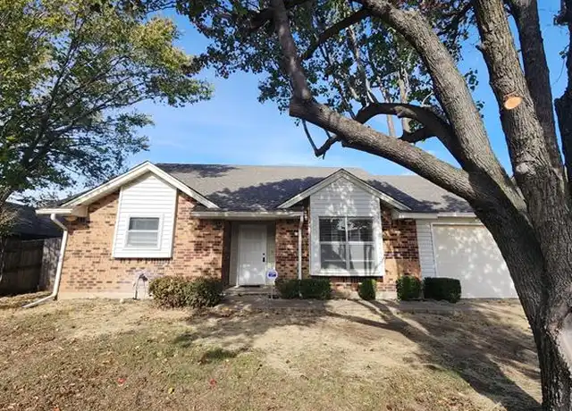 Property at 2624 Bamberry Dr, Fort Worth, TX, 76133, 3 beds, 1.5 baths, [object Object]