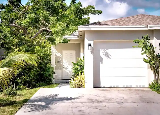 Property at 843 NW 1st Ave #843, Fort Lauderdale, FL, 33311, 3 beds, 2 baths, [object Object]