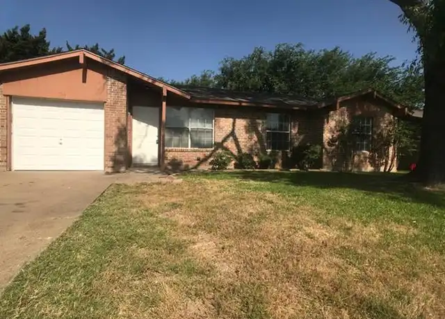 Property at 736 Lisa Ln, Cedar Hill, TX, 75104, 3 beds, 2 baths, [object Object]