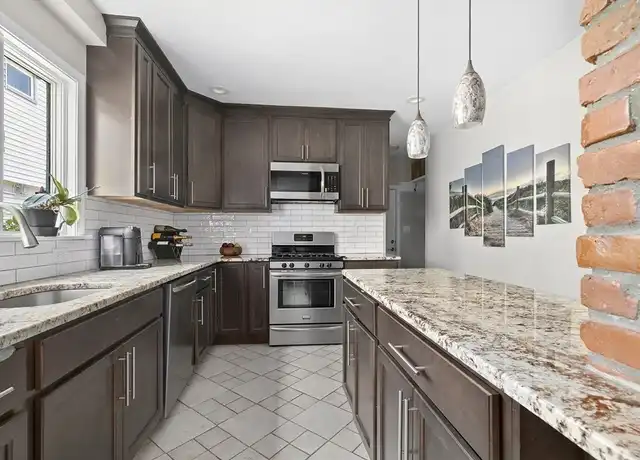 Property at 725 Fellsway Unit 1, Medford, MA, 02155, 3 beds, 2 baths, [object Object]