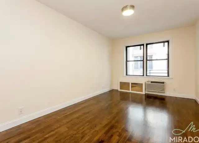 Property at 119 E 83rd St, New York, NY, 10028, 0 beds, 1 bath, [object Object]