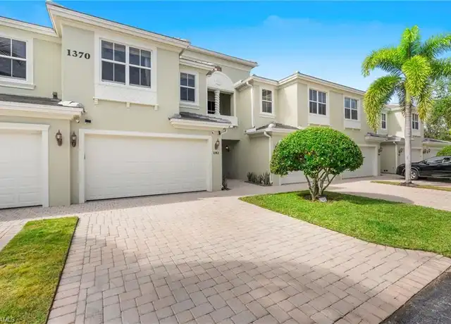 Property at 1370 Mariposa Cir #102, Naples, FL, 34105, 3 beds, 2.5 baths, [object Object]