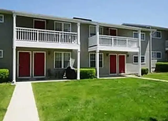 Property at Village Knoll Apartments - 100 Joya Cir, Harrisburg, PA, 17112, 1-2 bed, 1 bath, [object Object]