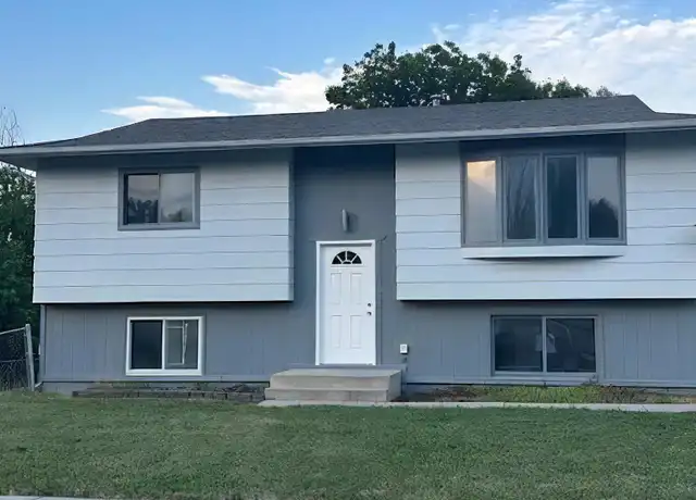 Property at 3814 Elm Ave, Rapid City, SD, 57701, 4 beds, 2 baths, [object Object]