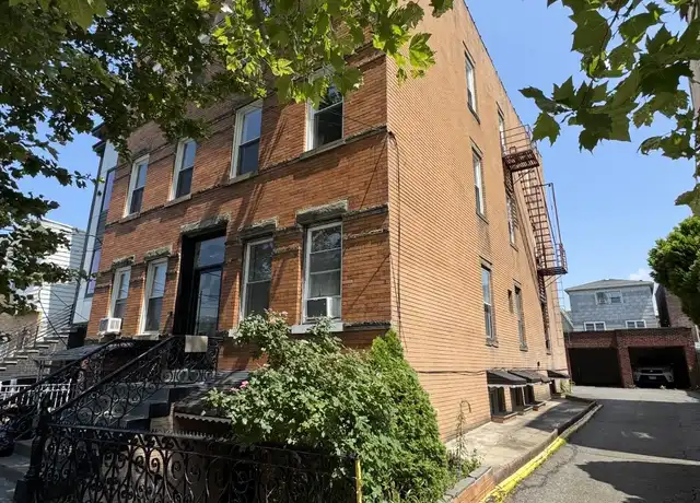 Property at 88 Irving St Unit 10, Jersey City, NJ, 07307, 3 beds, 1 bath, [object Object]
