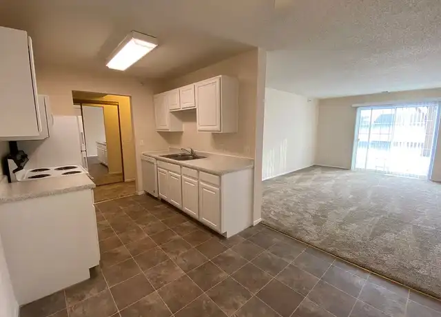 Property at MAJESTIC COVE - 7472 157th St W, Apple Valley, MN, 55124, 1 bed, 1 bath, [object Object]