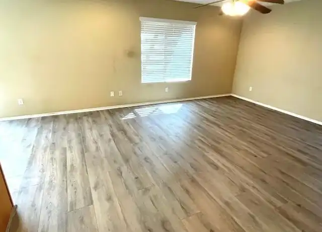 Property at 32057 Meadow Wood Ln, Lake Elsinore, CA, 92532, 4 beds, 2.5 baths, [object Object]