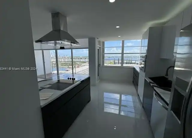 Property at 18021 Biscayne Blvd, Aventura, FL, 33160, 2 beds, 2 baths, [object Object]