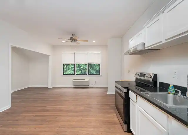 Property at 1879 Gordon Mnr NE, Atlanta, GA, 30307, 0 beds, 1 bath, [object Object]
