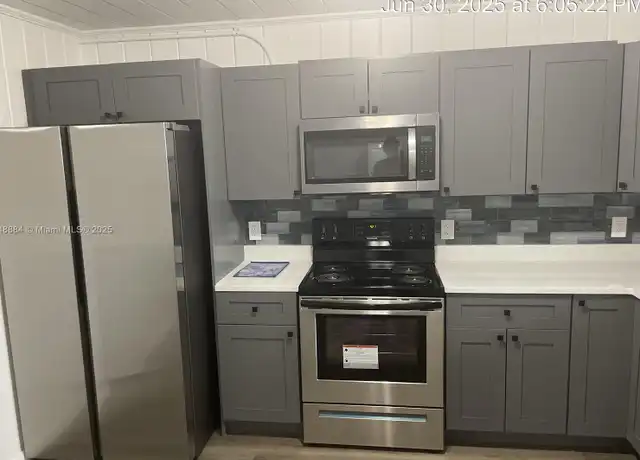 Property at 4000 Greenwood Ave Unit 2, West Palm Beach, FL, 33407, 2 beds, 1 bath, [object Object]
