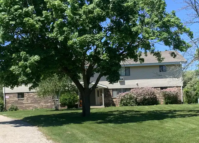 Property at 3310 Packer Dr Unit 104, Racine, WI, 53404, 2 beds, 1 bath, [object Object]