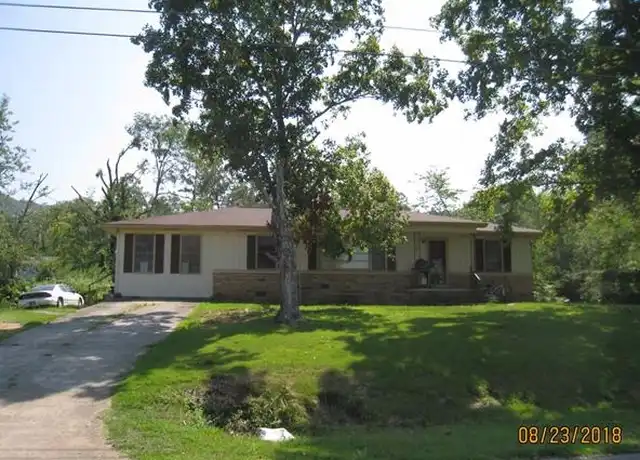 Property at 808 12th Ave NE, Jacksonville, AL, 36265, 3 beds, 1.5 baths, [object Object]