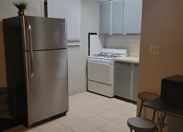 Property at 1502 E Broadway Ave Unit 13, Enid, OK, 73701, 0 beds, 1 bath, [object Object]