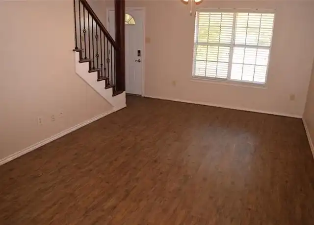 Property at 400 S 2nd St, Wylie, TX, 75098, 3 beds, 2 baths, [object Object]