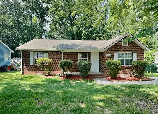 Property at 6613 Cool Water Ct, Charlotte, NC, 28215, 3 beds, 2 baths, [object Object]