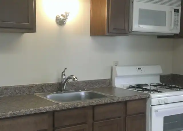 Property at 104 Thomas St, Roseville, CA, 95678, 2 beds, 1 bath, [object Object]