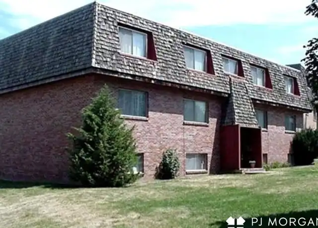 Property at 2607 N 93rd St Unit 2607 1, Omaha, NE, 68134, 2 beds, 1 bath, [object Object]