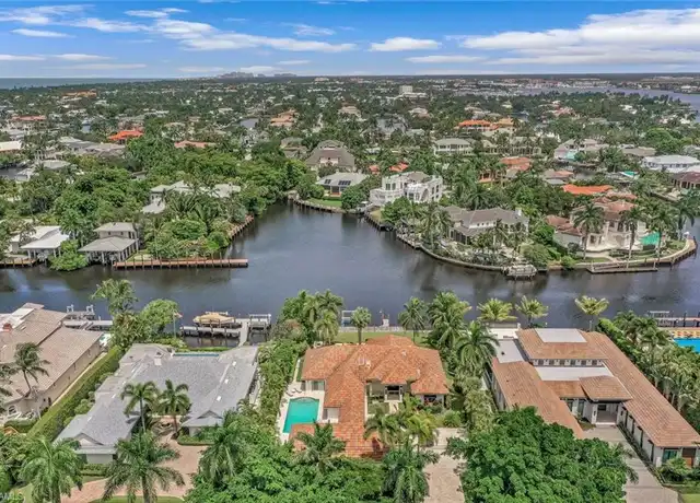 Property at 655 Galleon Dr, Naples, FL, 34102, 4 beds, 4 baths, [object Object]