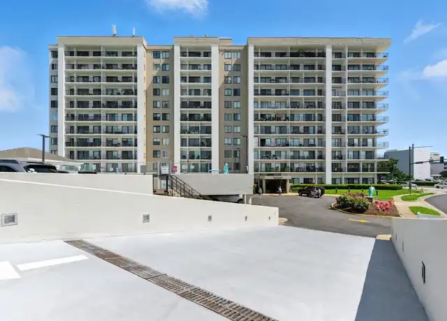 Property at 500 Pacific Ave #202, Virginia Beach, VA, 23451, 1 bed, 1 bath, [object Object]